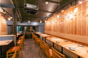 枡を使った内装材　MASPACIO　施工事例　炭焼ひばち１