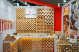 木材を活用した展示会ブースデザイン・レイアウト